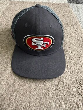New Era Black and Gray 9FIFTY Snapback Hat